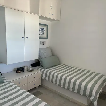 Mit Atemberaubendem Meerblick, Privatem Pool Und Whirlpool Aliko Beach