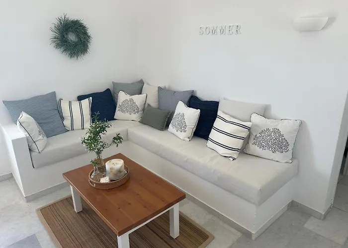 Hébergement de vacances Mit Atemberaubendem Meerblick, Privatem Pool Und Whirlpool Plage d'Aliko