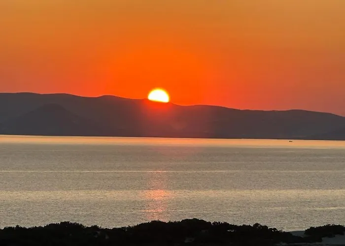 Hébergement de vacances Mit Atemberaubendem Meerblick, Privatem Pool Und Whirlpool Plage d'Aliko