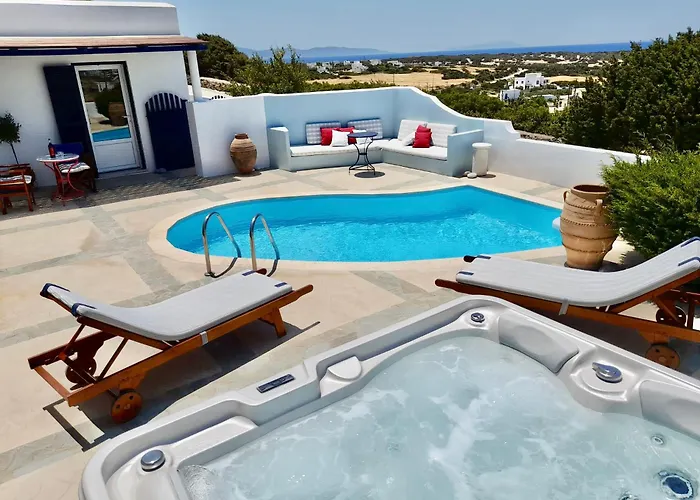 Mit Atemberaubendem Meerblick, Privatem Pool Und Whirlpool Hébergement de vacances *